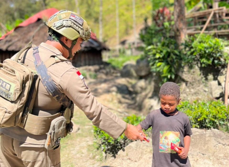 Satgas Operasi Damai Cartenz Intensifkan Patroli di Distrik Sinak untuk Jaga Kondusivitas Wilayah